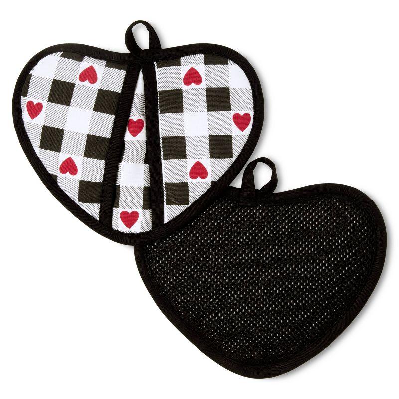 MARTHA STEWART Love Check Gingham Heart Shaped Pot Holder 2-Pack Set, 100% Cotton, Heat Resistant with Flexible Silicone Grip, Valentine’s Day Décor, Black/White/Red, 7”x8.5” (Set of 2)