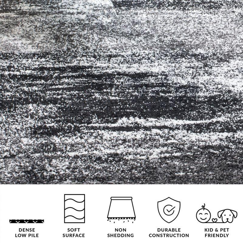 Adirondack ADR112 Non-Shedding Power Loomed Indoor Area Rug - Silver/Black - 9' Round - Safavieh