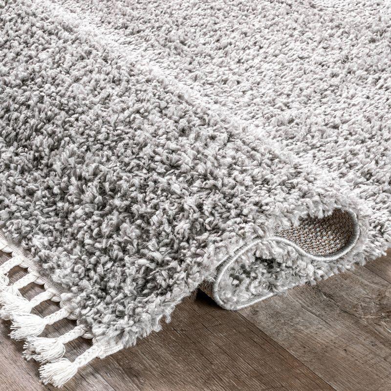 Braided Tassel Edge Shag Rug in Gray, 3' x 5', Synthetic Easy Care