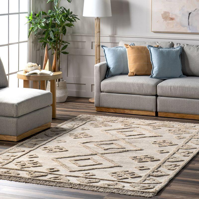 Nuloom Esteri Geometric Cotton Tassel Indoor Area Rug, 4' x 6', Beige