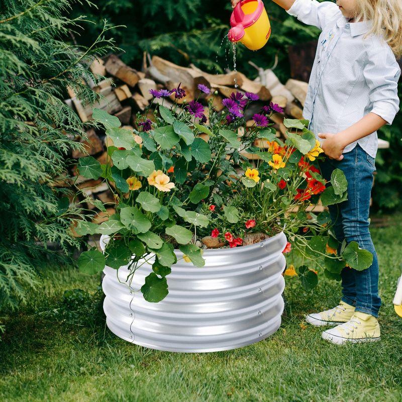 LuxenHome 24in Round Galvanized Steel Raised Garden Bed Planter Silver