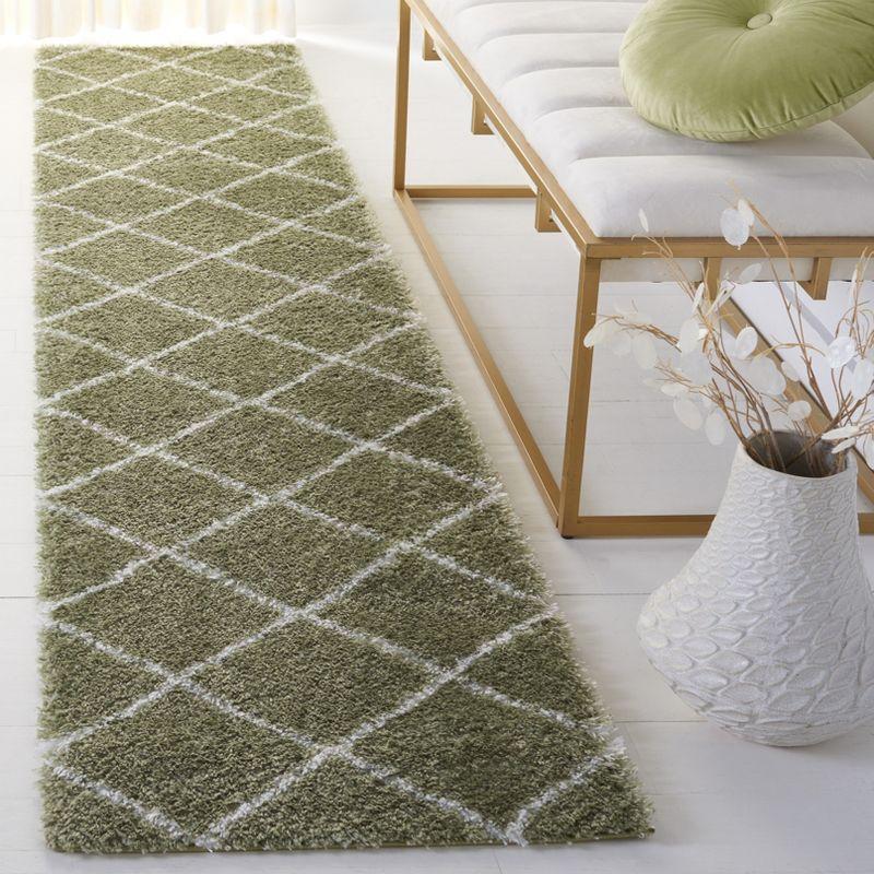 Tahoe Shag THO676 Power Loomed Area Rug  - Safavieh