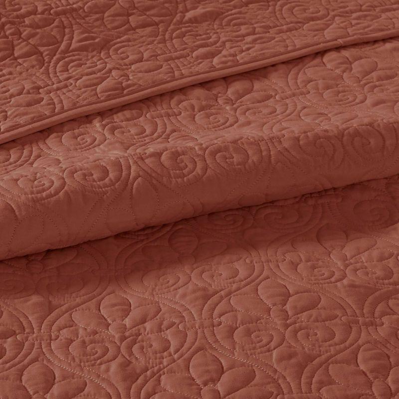 Quebec Reversible Bedspread Set