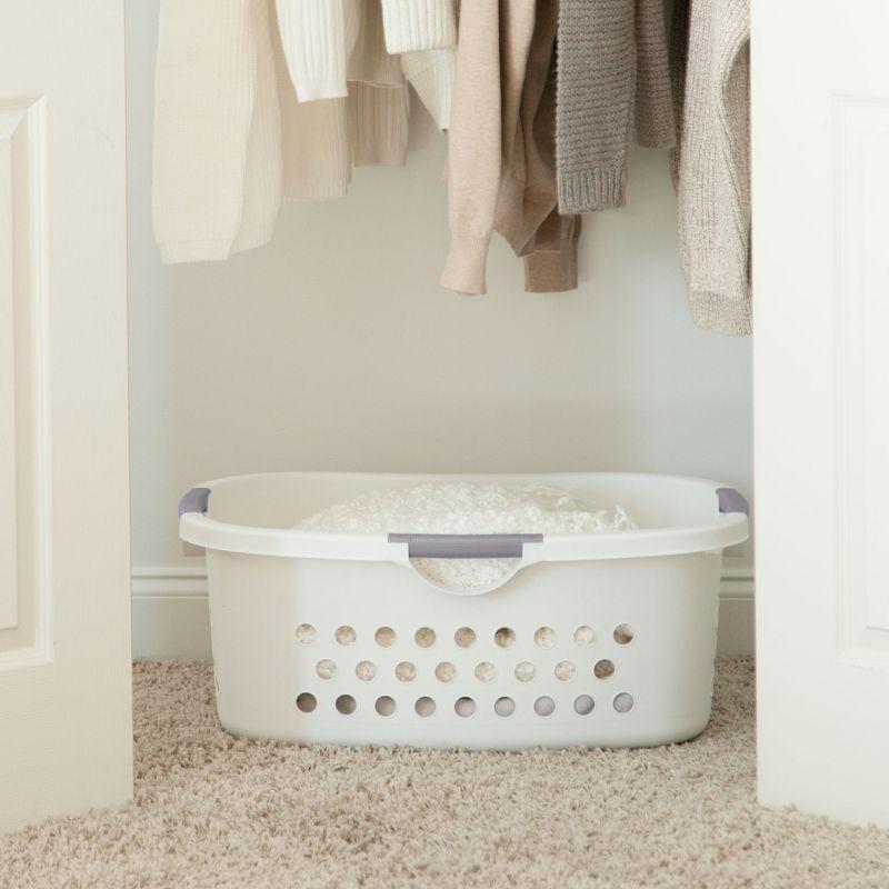 IRIS USA Laundry Basket 50L Large Plastic Hip Hold Hamper with Built-In Comfort Carry Handles, 3-Pack, 1.5 Bushel Hamper, Closet Laundry Room, White