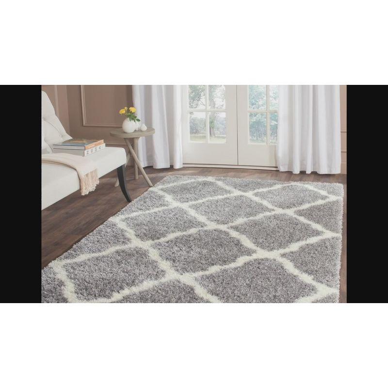 Ivory and Grey Square Hand-knotted Shag Rug