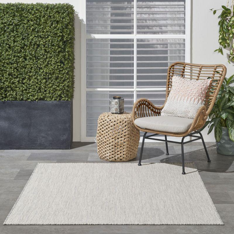 Nourison Courtyard Modern Easy Care Outdoor Rug