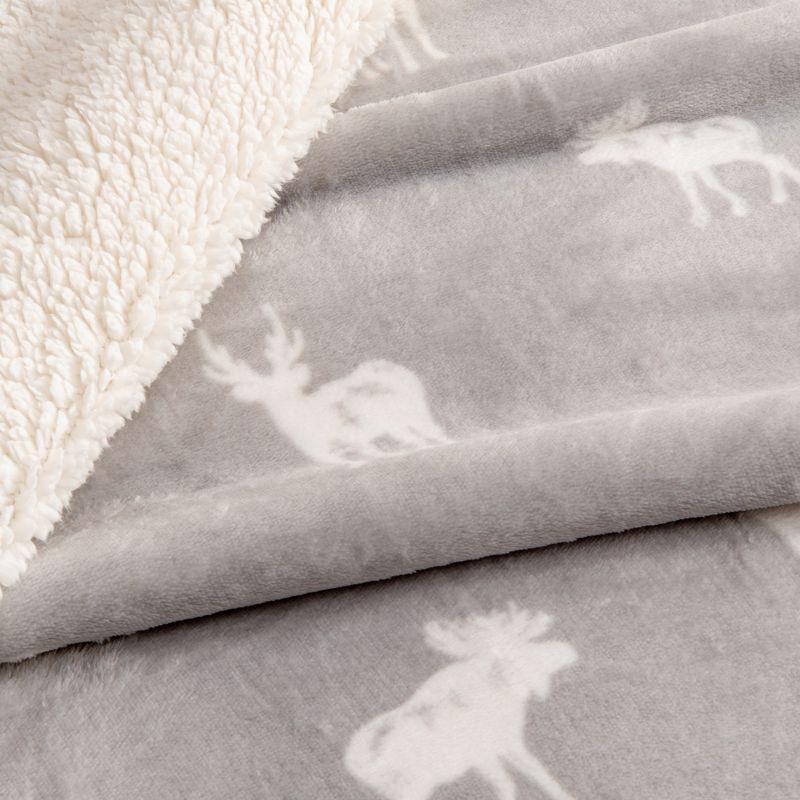Velvet Plush Soft Fleece Reversible Throw, Warm and Comfortable Bed Blanket - Great Bay Home (Full / Queen, Grey Moose)