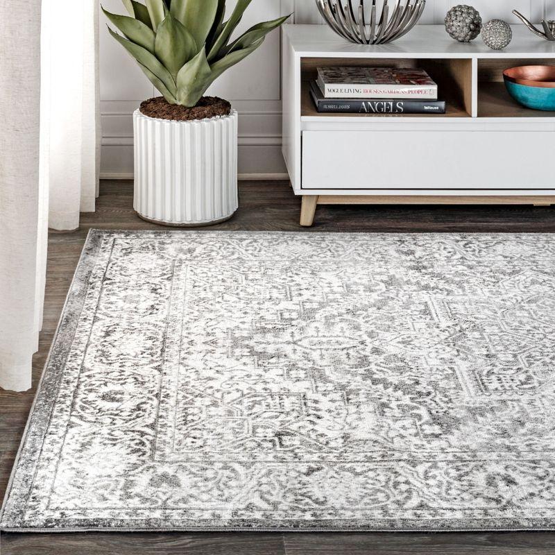 8'x10' Modern Persian Vintage Medallion Area Rug, Light Grey - JONATHAN Y
