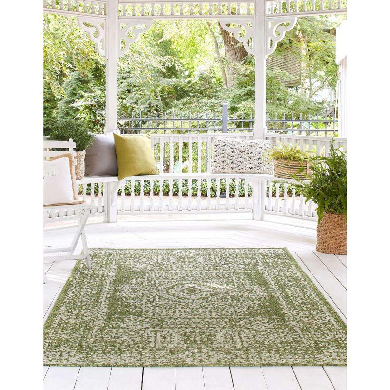 Green Synthetic Rectangular Outdoor Stain-Resistant Rug