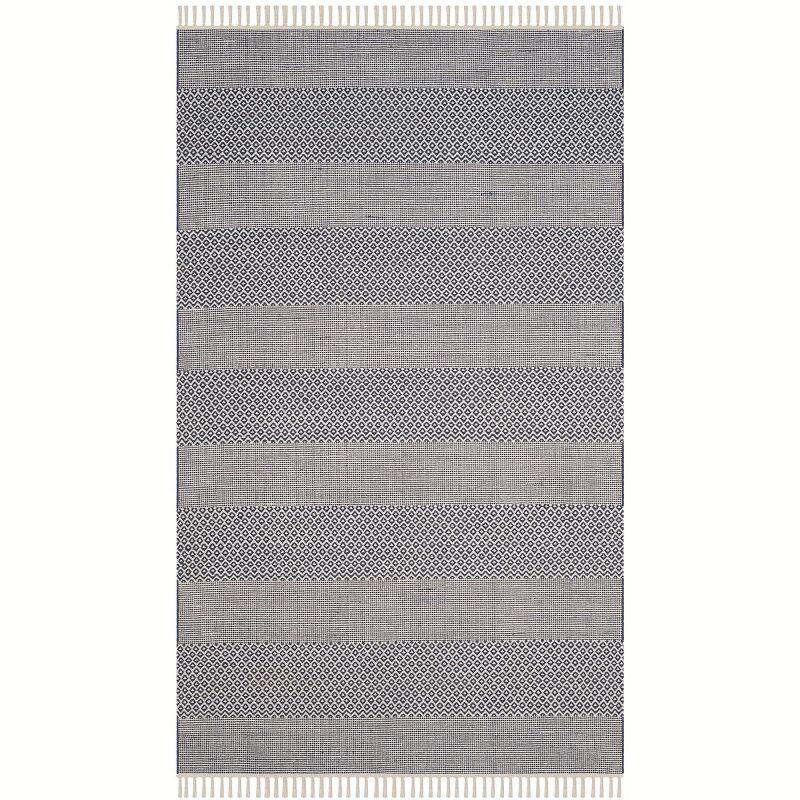 Montauk MTK330 Hand Woven Area Rug  - Safavieh