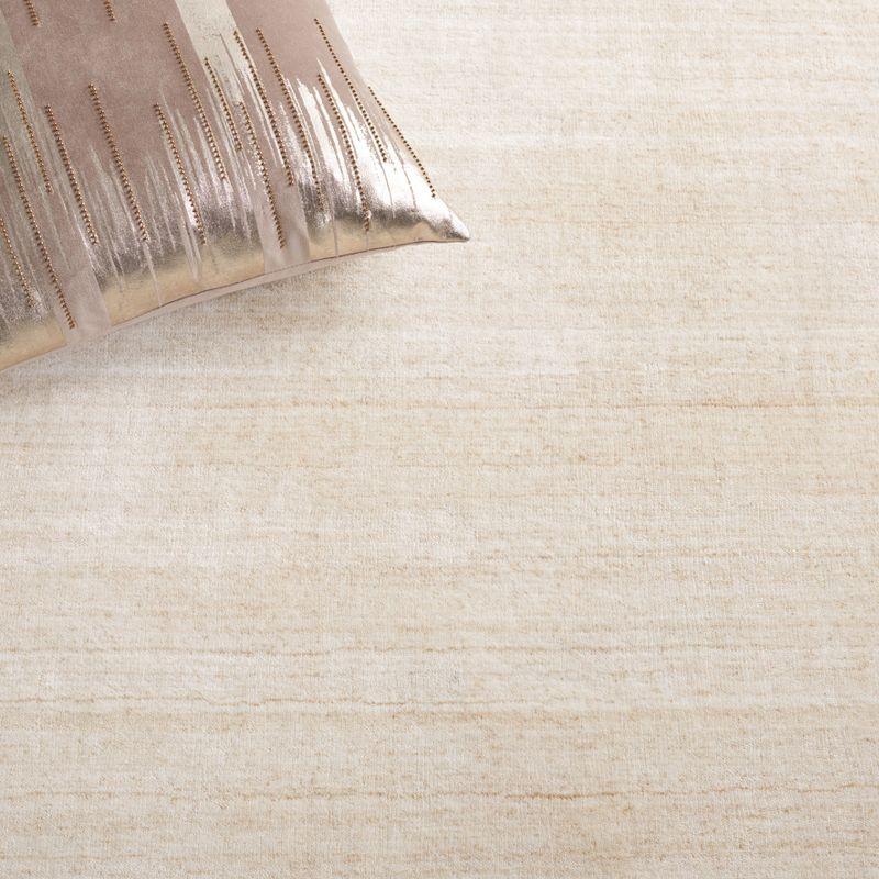 Mirage MIR550 Hand Loomed Indoor Accent Rug - Beige - 2'x3' - Safavieh