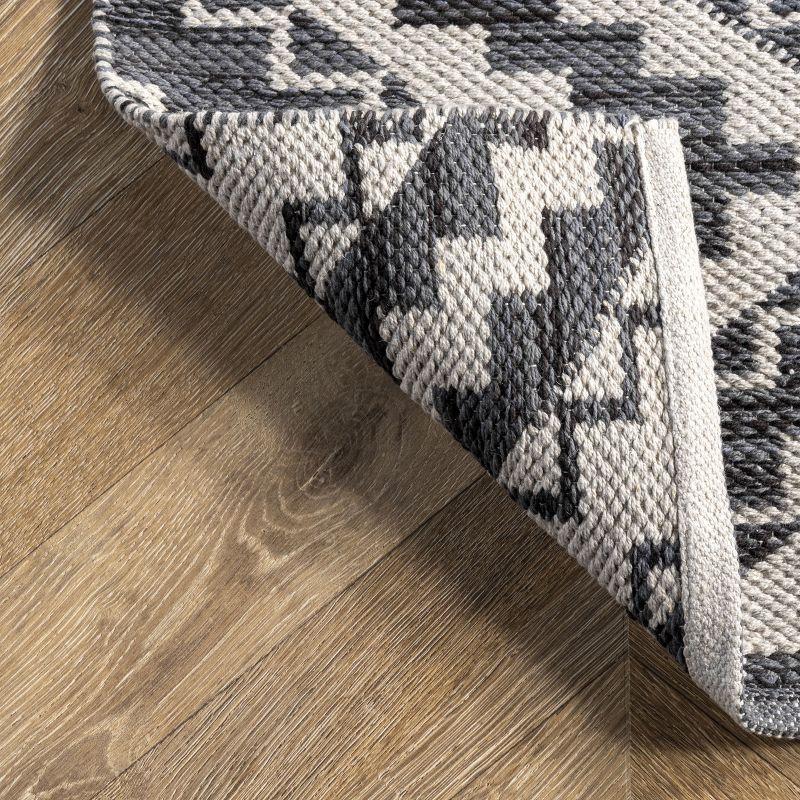 Nuloom Thea Geometric Aztec Cotton Indoor Area Rug