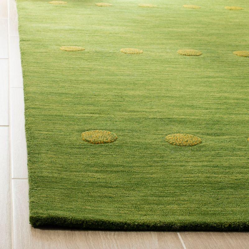 Himalaya HIM590 Hand Loomed Accent Rug - Green - 3'x5' - Safavieh.