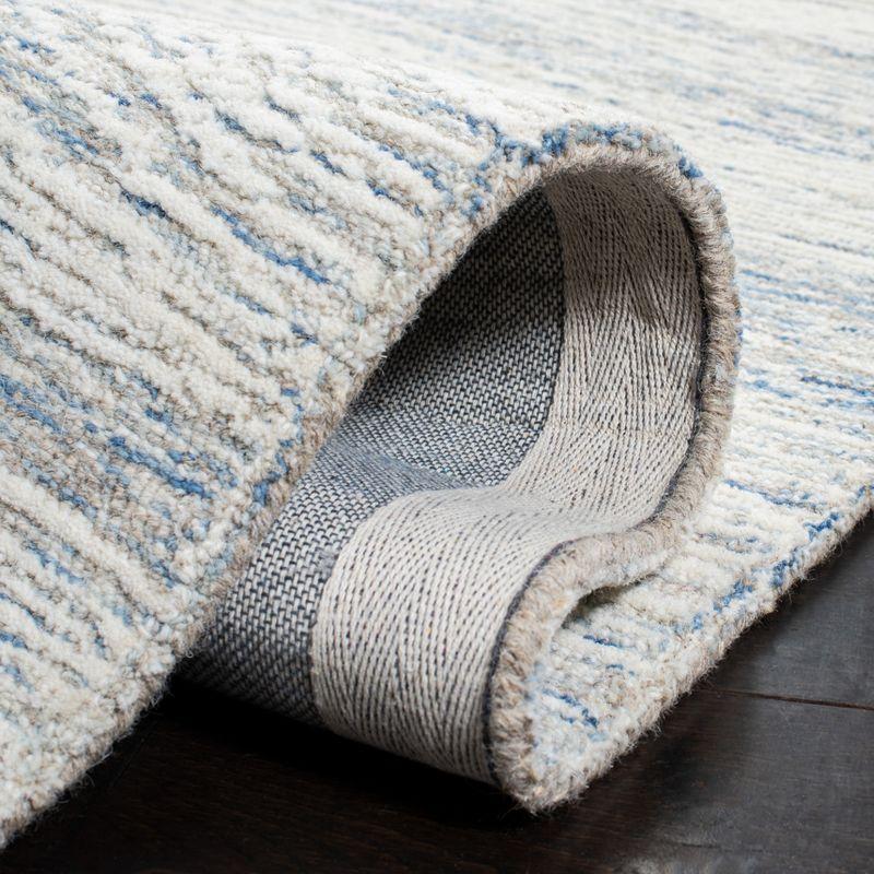 Light Blue Hand-Tufted Wool 4' x 6' Rectangular Rug