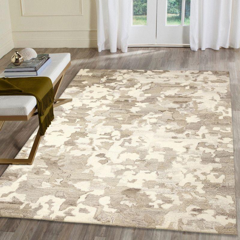 Ivory Abstract Tufted Wool Rectangular Rug 3'6" x 5'6"