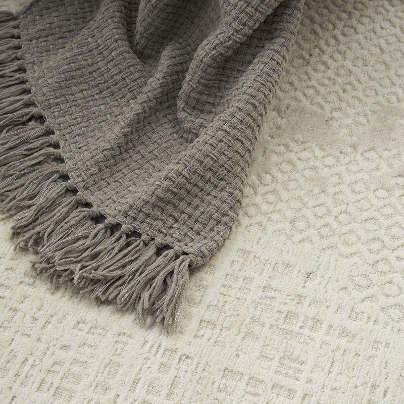 Gray Woven Chenille Knitted Throw Blanket with Tassels