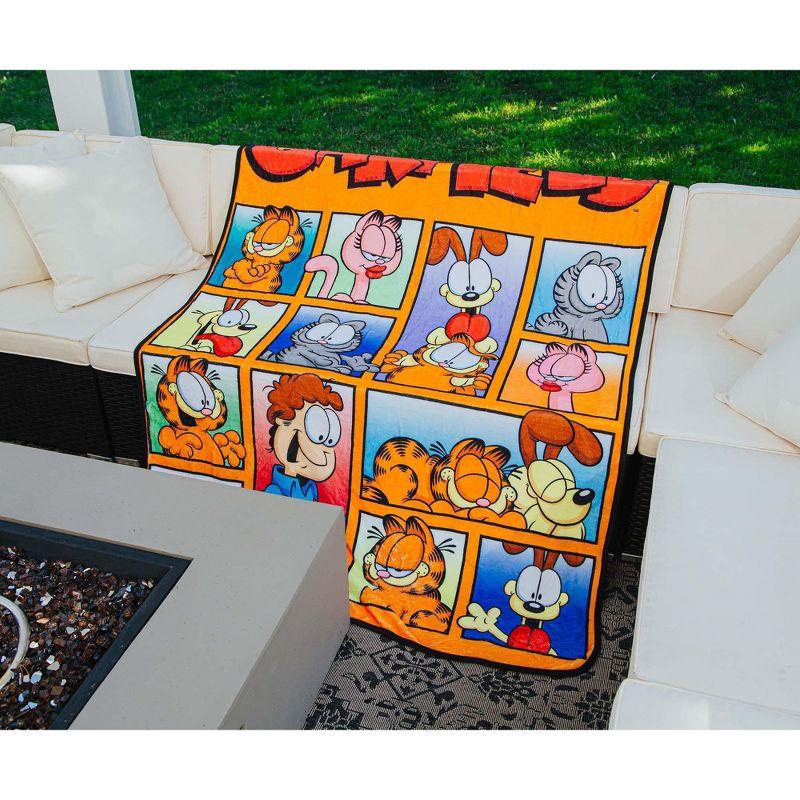 Surreal Entertainment Garfield and Friends Fleece Throw Blanket | 45 x 60 Inches