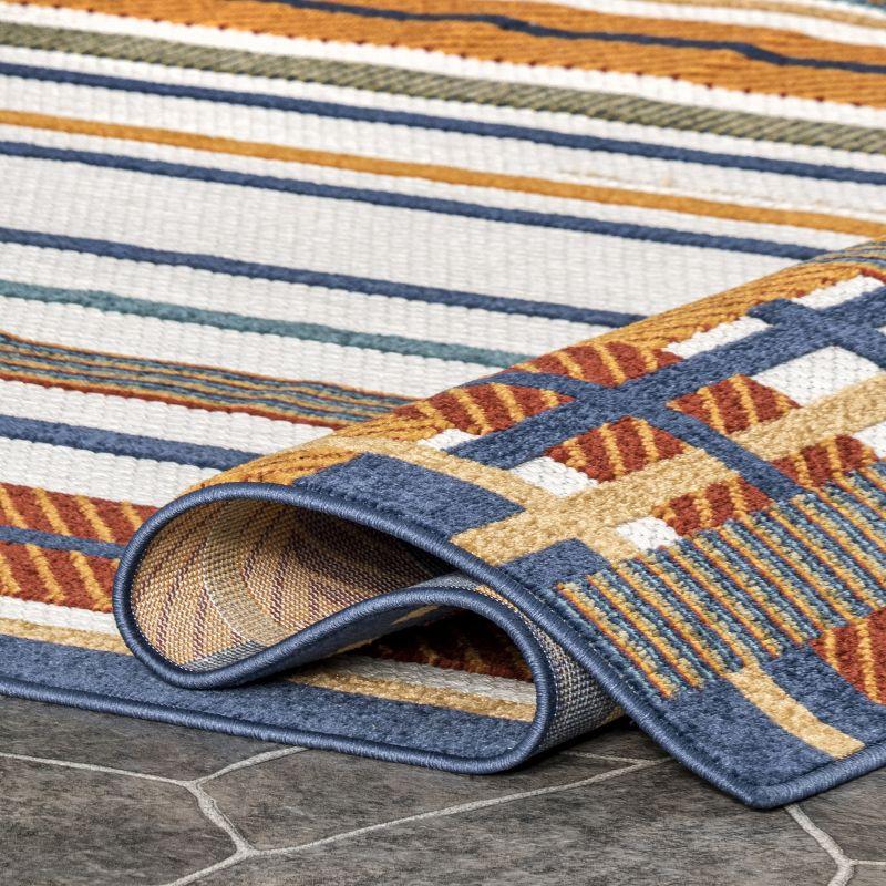 nuLOOM Bennie Transitional Striped Indoor/Outdoor Patio Area Rug