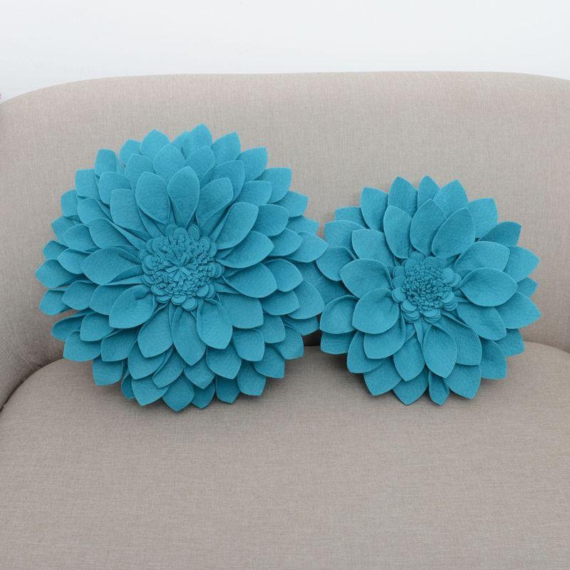 Saro Fleur De Jardin Collection Floral Throw Pillow
