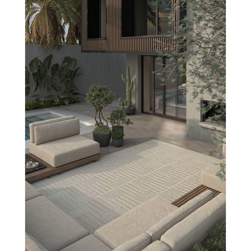 Momeni Dante Geometric Machine Loomed Indoor/Outdoor Rug Beige