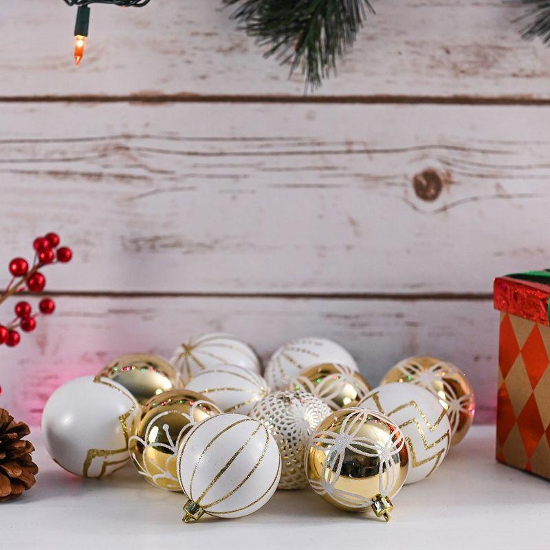 RN’Ds Christmas Decorative Ball Ornaments - Gold and White - 30 Pack