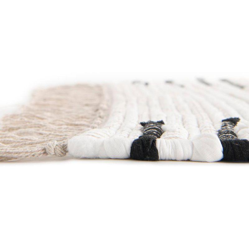 Unique Loom Chindi Cotton Collection Area Rug - Briah (4' 1" x 6' 1" Rectangle White/Black)