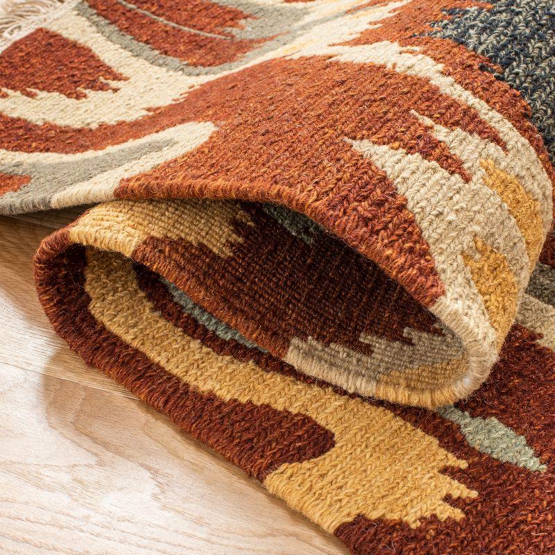 Sumak SUM439 Hand Woven Area Rug  - Safavieh