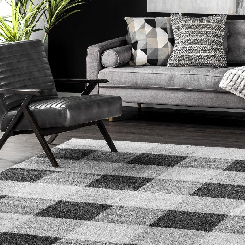 Nuloom Aisha Buffalo Plaid Area Rug