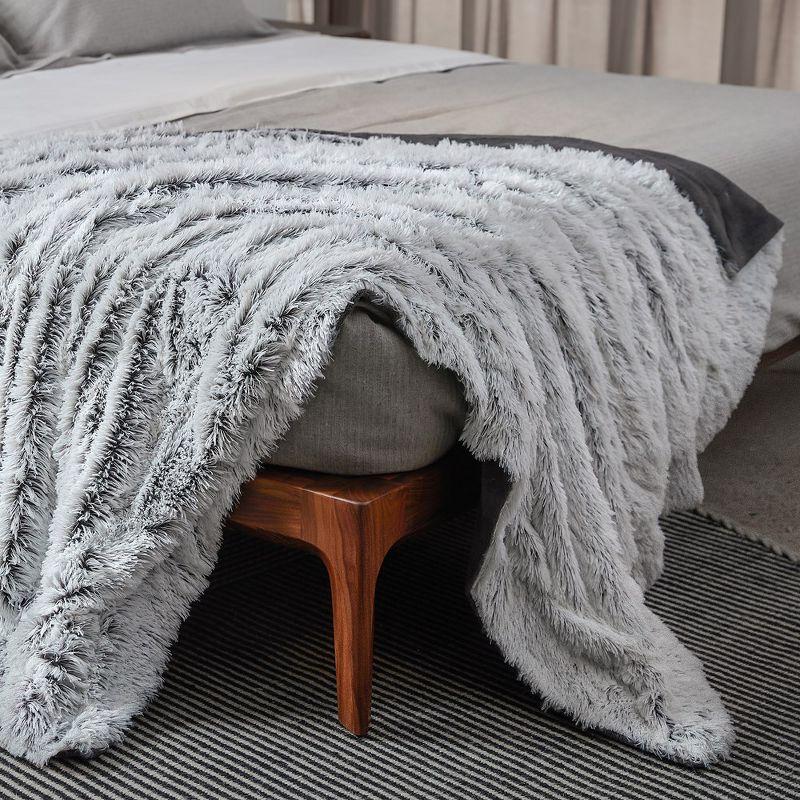 Cheer Collection Long Shaggy Hair Throw Blanket - Gray Ombre (60" x 70")