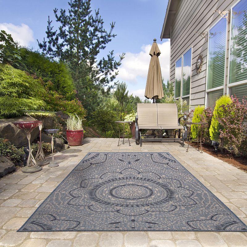 Bohemian Bliss Blue Flat Woven 5' x 7' Indoor/Outdoor Rug