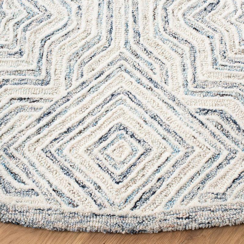 Capri CPR215 Tufted Indoor Area Rug - Beige/Blue - 4'x6' - Safavieh