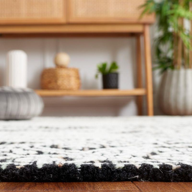 Ebony EBN114 Hand Tufted Area Rug  - Safavieh