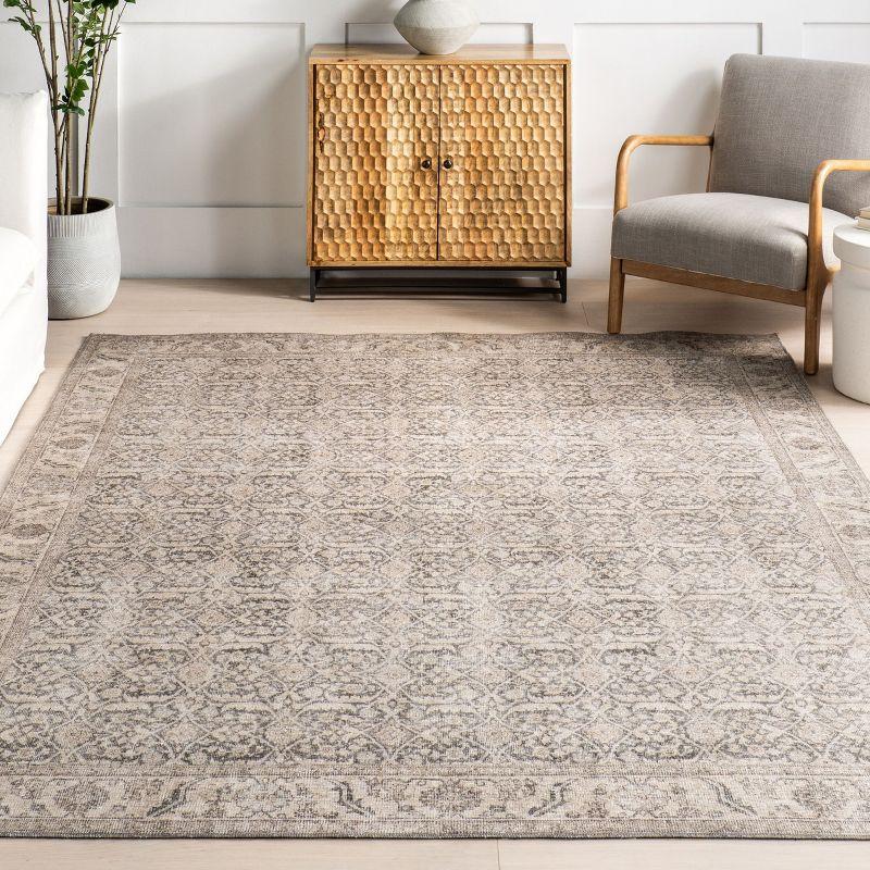 Nuloom Hillstone Collection Calantha Traditional Vintage Medallion Area Rug, 5' x 8', Beige
