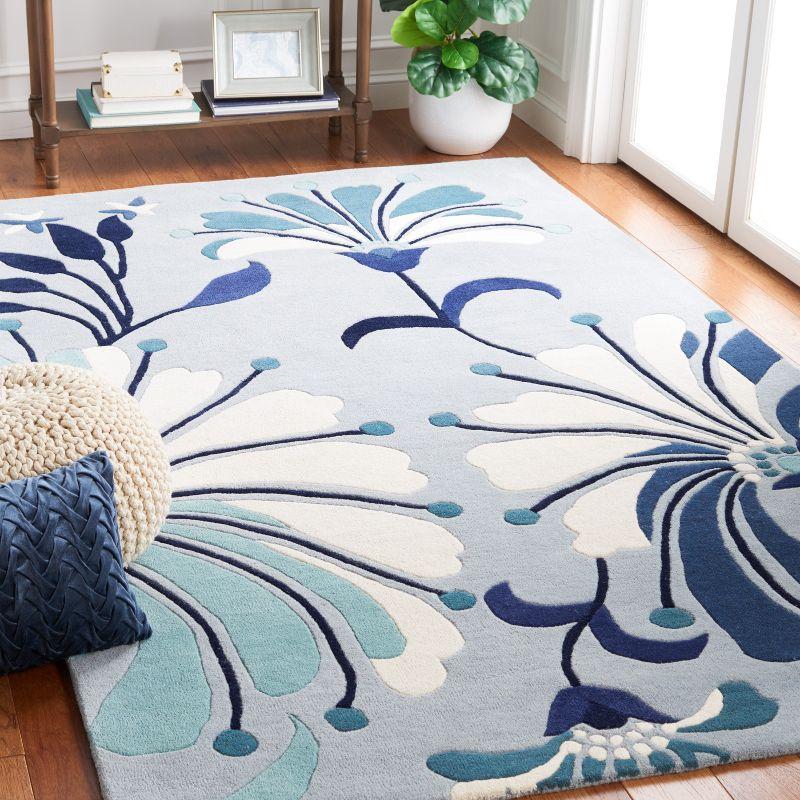 Soho SOH826 Hand Tufted Area Rug  - Safavieh