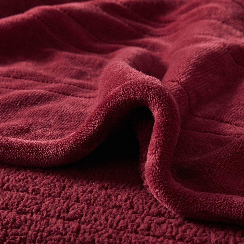 Beautyrest Beautyrest Heated Oversized Microlight to Berber Blanket