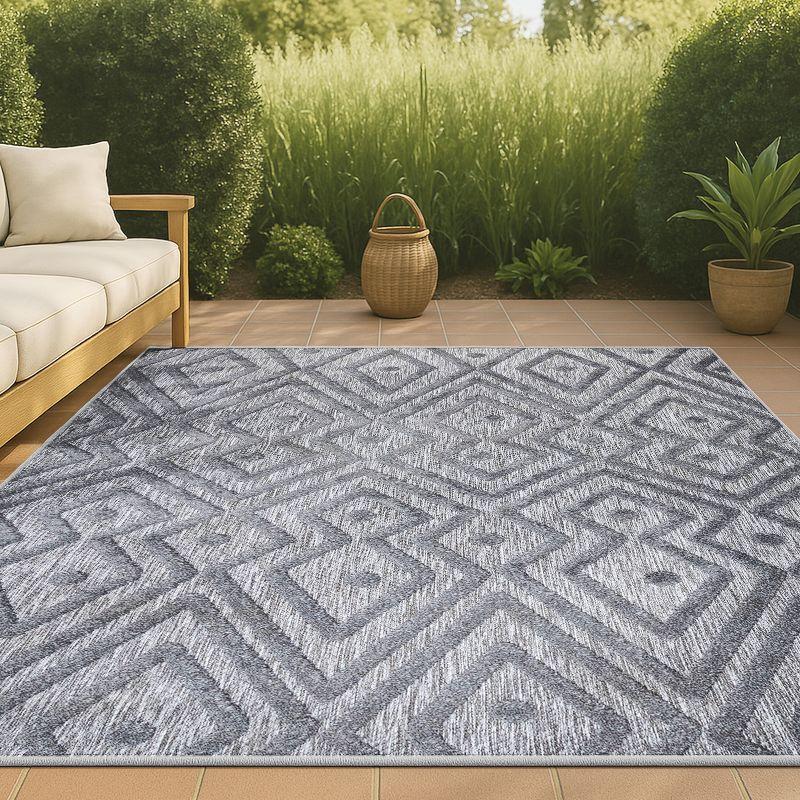 4'x6' Balansat Moroccan Diamond Indoor/Outdoor Area Rug, Dark Gray - JONATHAN Y