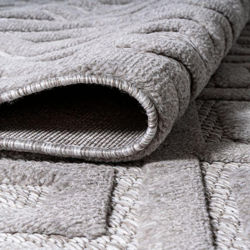 5' x 5' Portmany Neutral Diamond Trellis Indoor/Outdoor Area Rug, Light Gray - JONATHAN Y