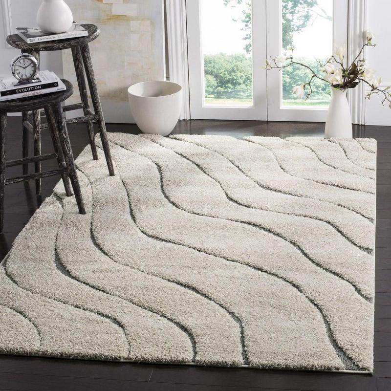 Florida Shag SG472 Power Loomed Indoor Accent Rug - Cream/Grey - 4'x6' - Safavieh