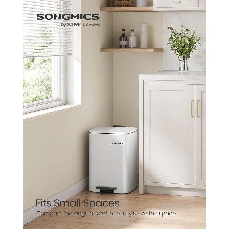 SONGMICS Kitchen Trash Can, 5.2/8 Gallon (20/30 L) Trash Bin, Stainless Steel Garbage Can, with Inner Bucket, Soft Close and Stays Open