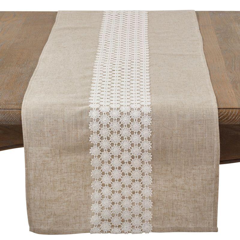 Saro Lifestyle Dining Table Runner With Lace Daisy Design