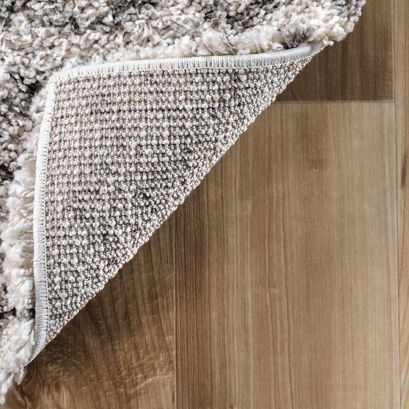 Nuloom Cuellar Chevron Shaggy Indoor Area Rug