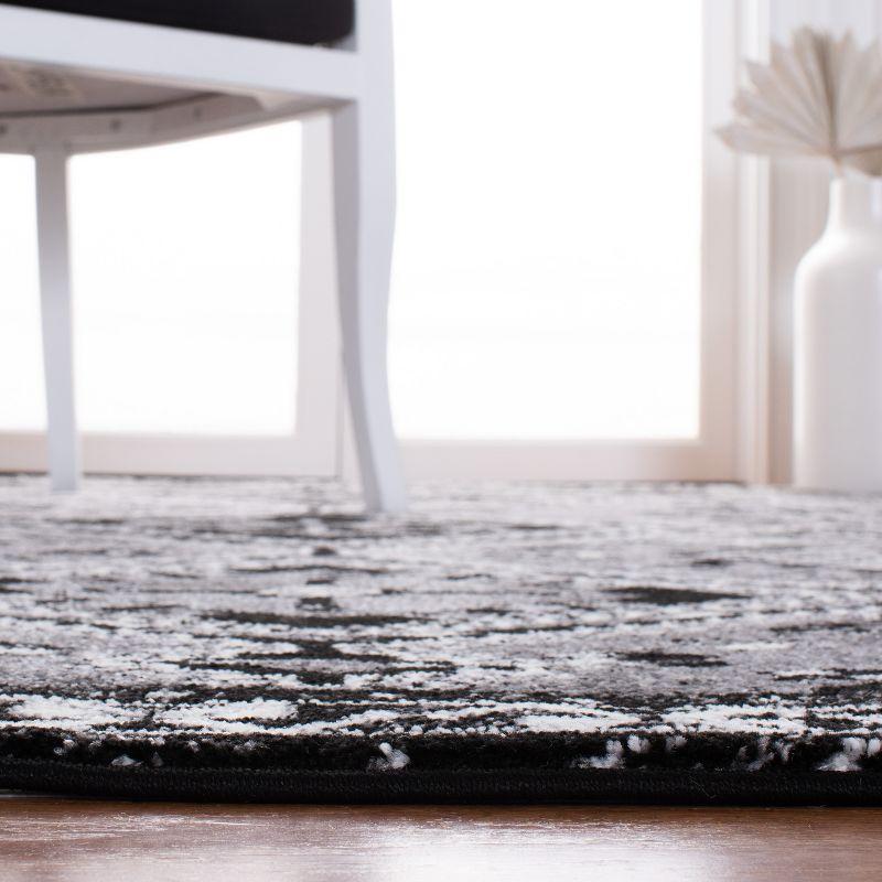 Vintage Hamadan VTH293 Power Loomed Indoor Accent Rug - Grey/Black - 2'7"x5' - Safavieh