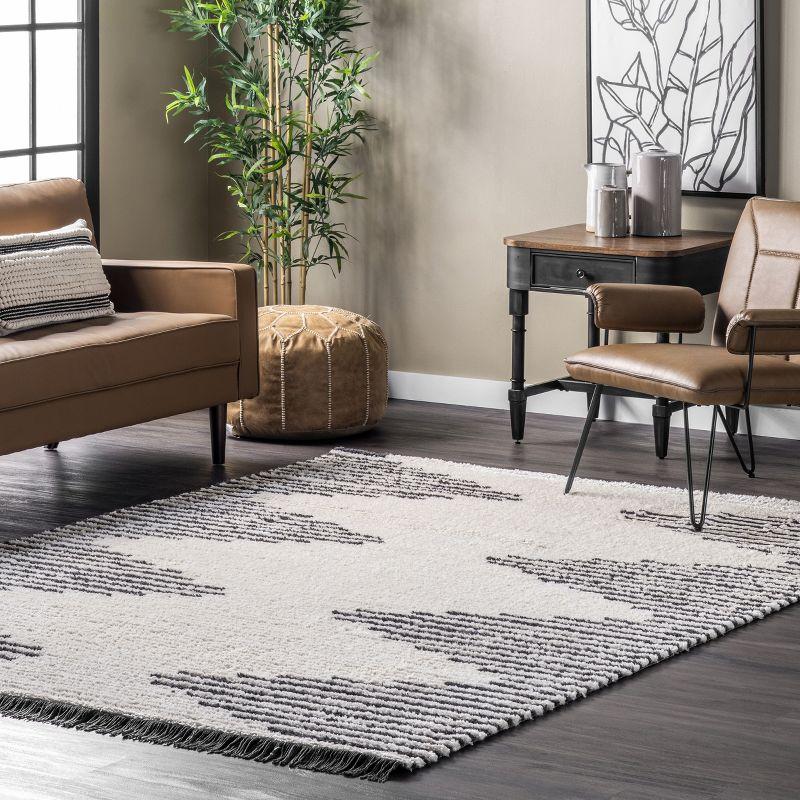 Beige Diamond Shag 5' x 7' Rectangular Easy Care Area Rug