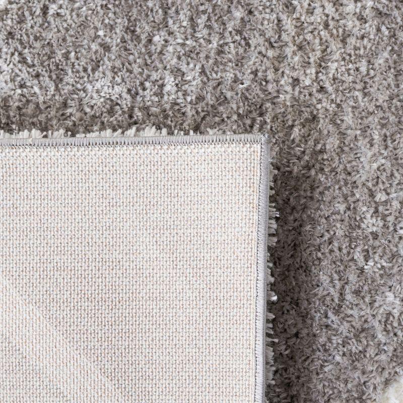 Tahoe Shag THO676 Power Loomed Indoor Accent Rug - Grey/White - 4'x6' - Safavieh