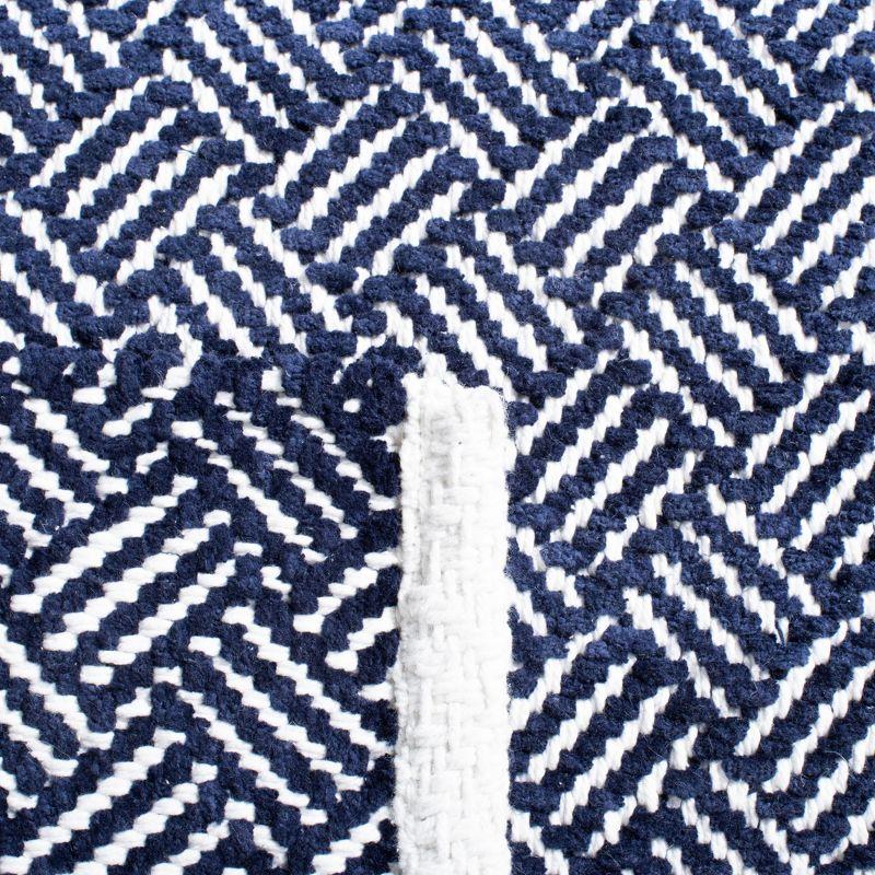 Boston BOS680 Power Loomed Accent Rug - Navy - 2'6"x4' - Safavieh.