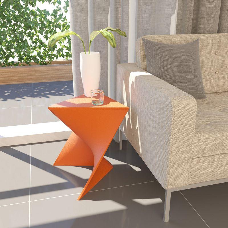 LeisureMod Randolph Triangular Side Table