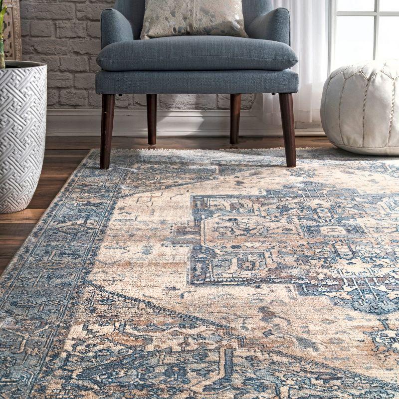 Nuloom Harriet Oriental/Persian 3x5 Accent Indoor Area Rug for Living Room Bedroom Dining Room Entryway Kitchen, Light Blue/Multicolor