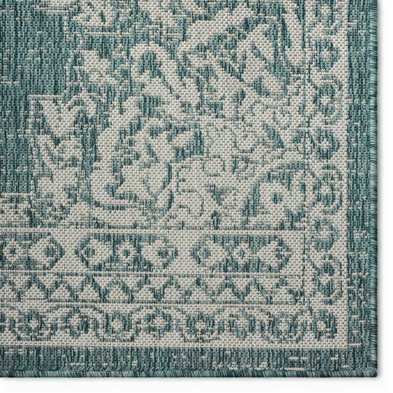 Nicole Miller New York Patio Country Azalea Medallion Indoor/Outdoor Area Rug, Blue/White