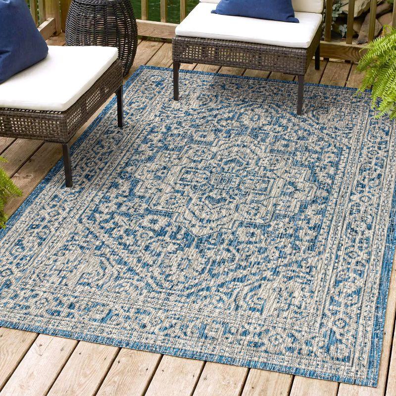3'x5' Sinjuri Medallion Textured Weave Indoor/Outdoor Area Rug, Navy/Gray - JONATHAN Y