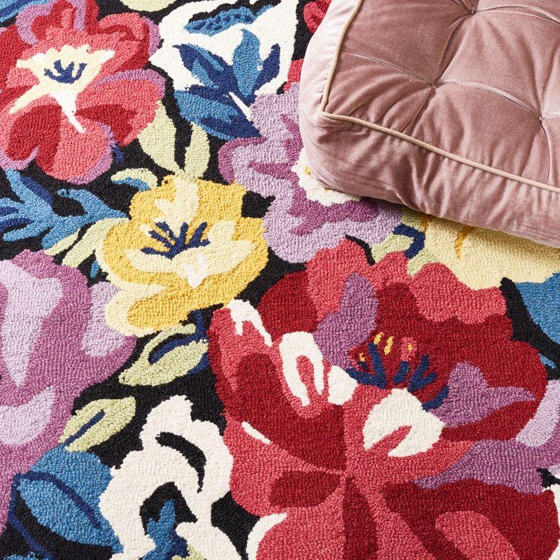 Safavieh Chelsea Hand Tufted 85% Wool, 15% Cotton Floral Rug